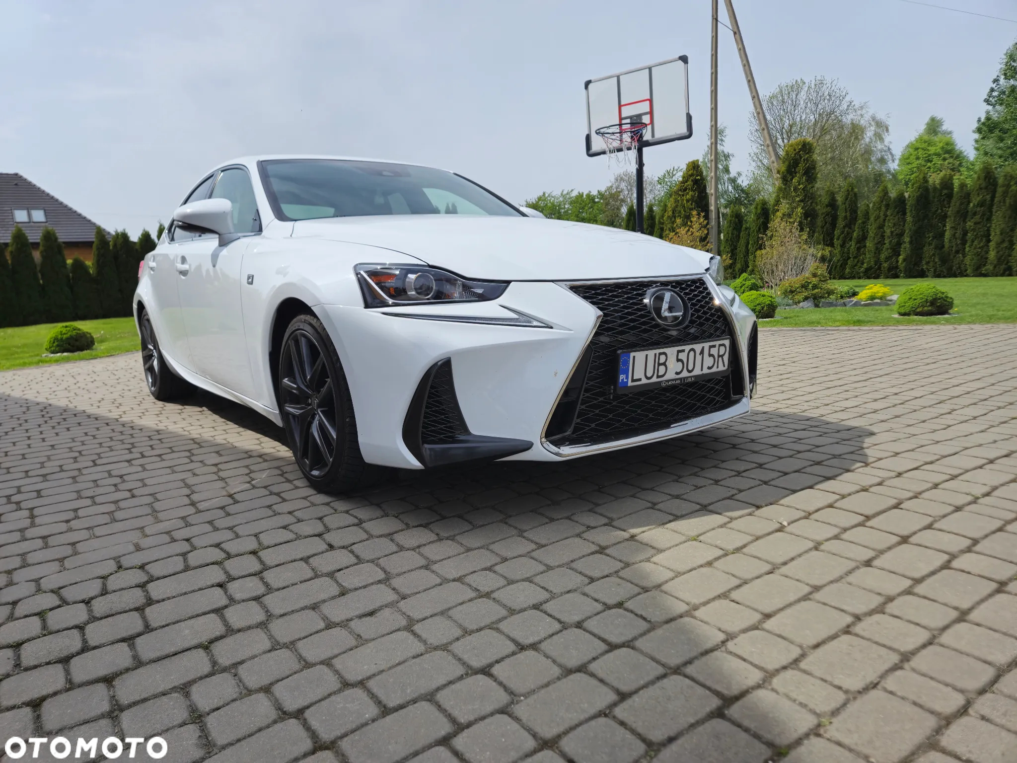 Lexus IS 200t / 300 F Sport - 8