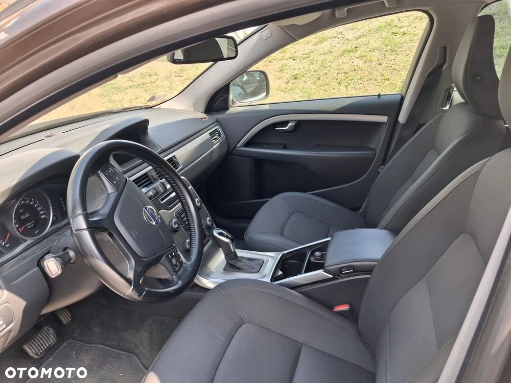 Volvo XC 70 D5 AWD Dynamic Kinetic - 9