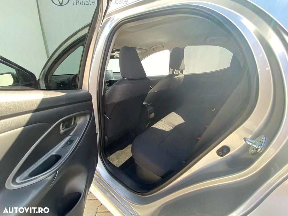 Toyota Yaris - 5