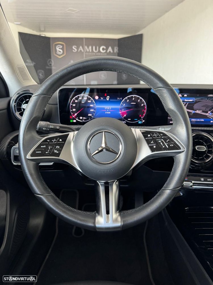 Mercedes-Benz A 200 Standard - 14