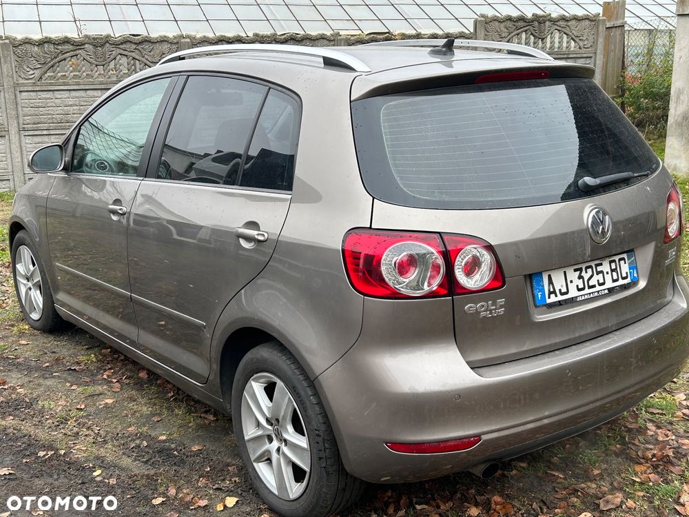 Volkswagen Golf Plus 1.6 TDI BlueMot Comfortline DSG - 8