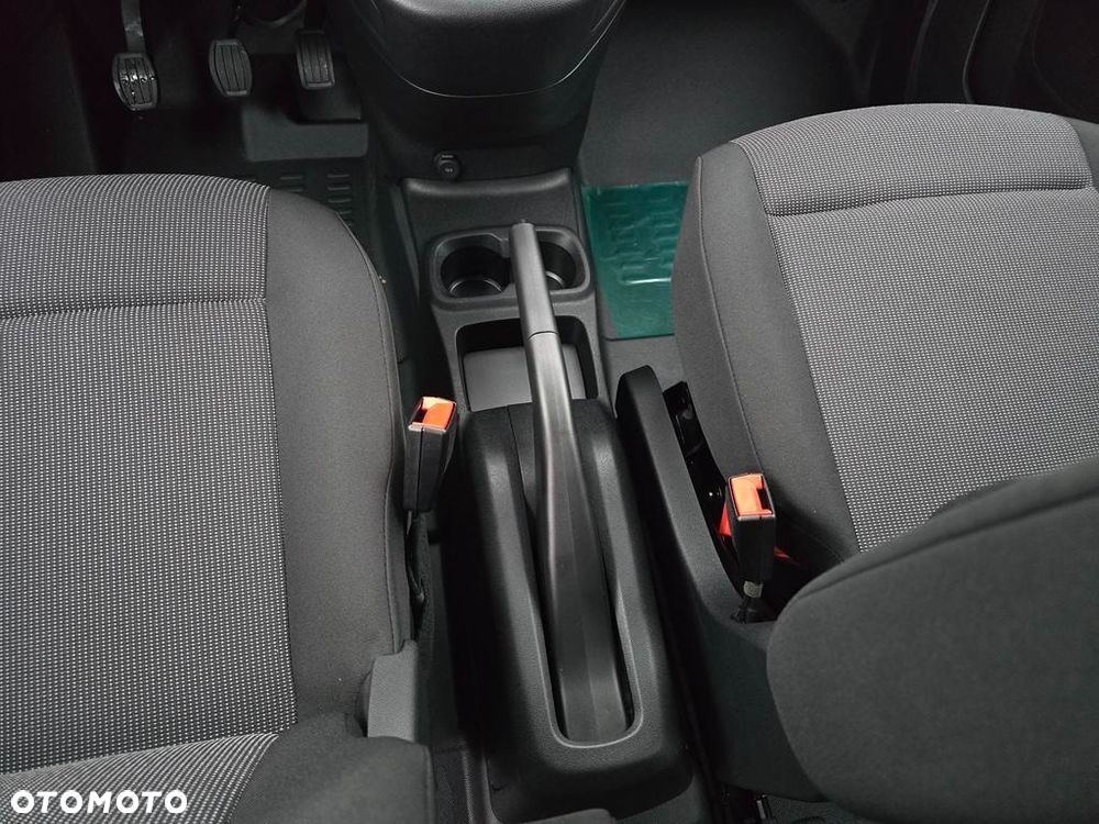 Opel Combo Cargo 1.5 BlueHDi L2 (brygadówka) - 26
