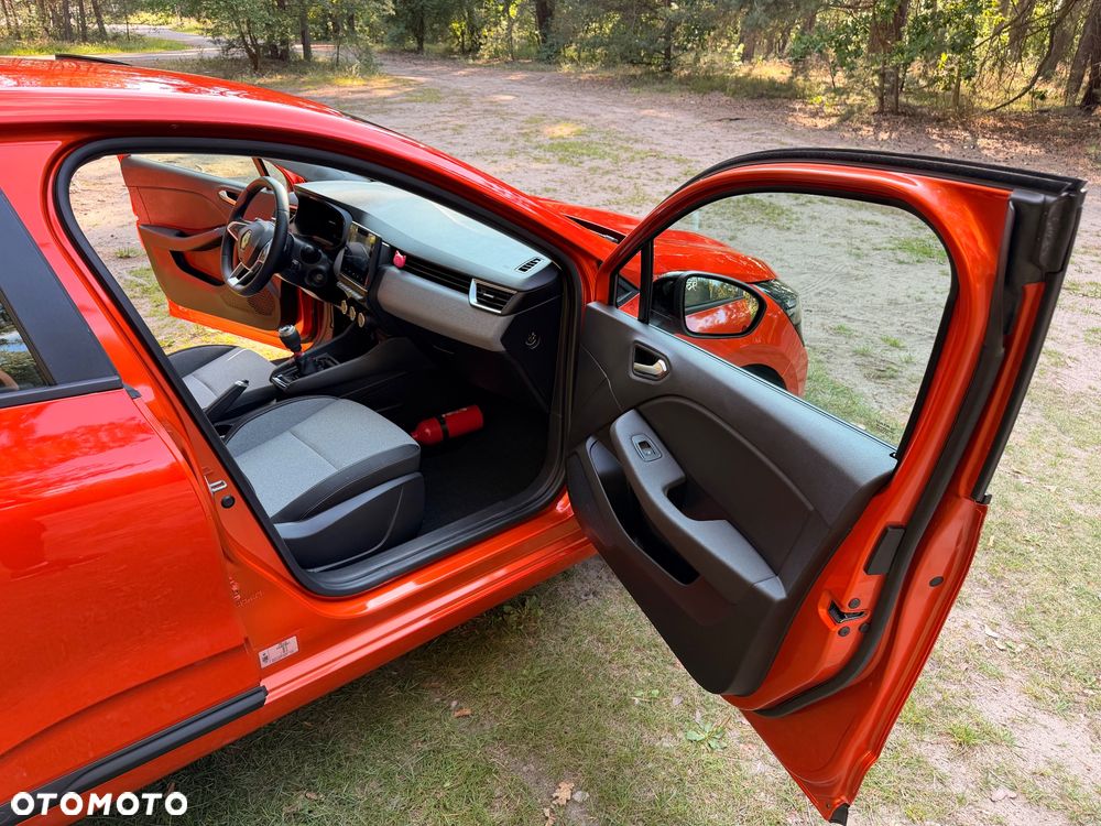 Renault Clio TCe 90 EVOLUTION - 15