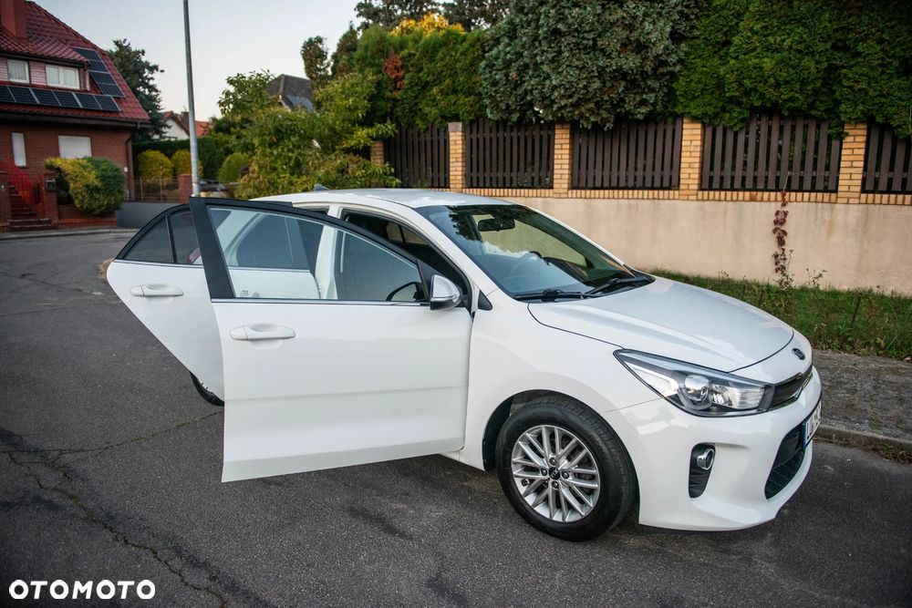 Kia Rio 1.2 Business Line Plus - 7