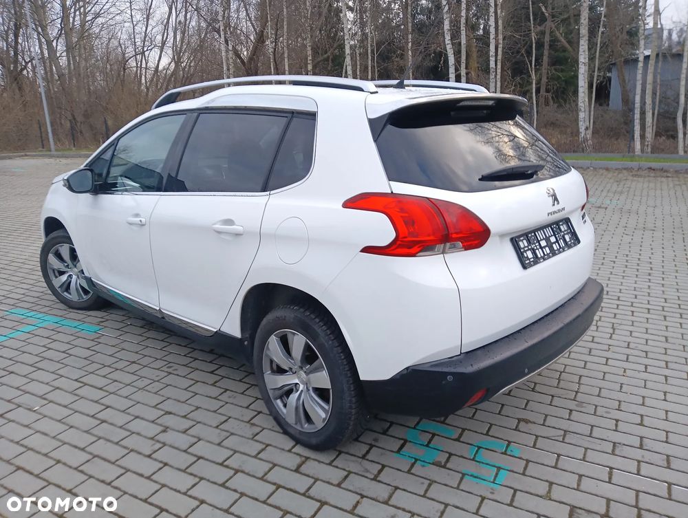 Peugeot 2008 - 7