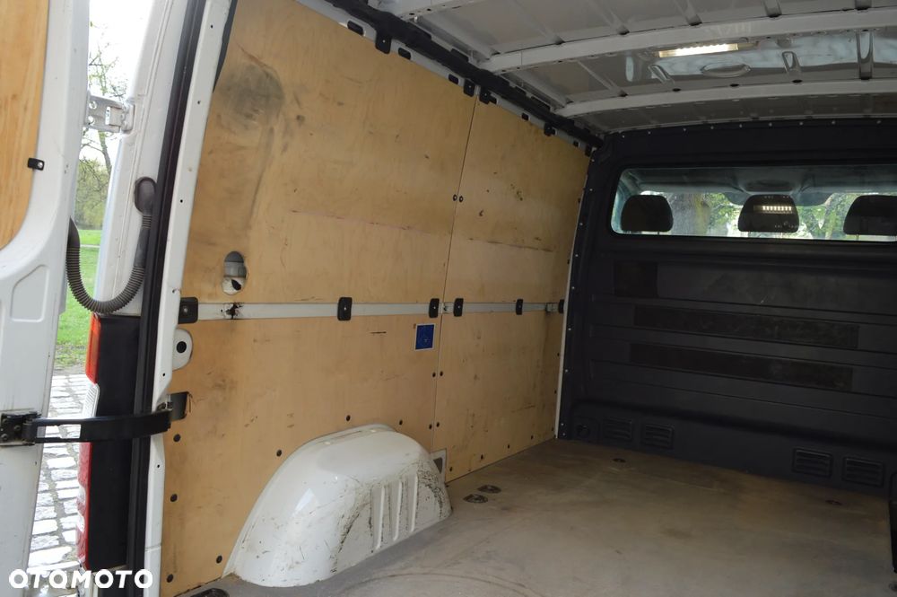 Mercedes-Benz SPRINTER - 10