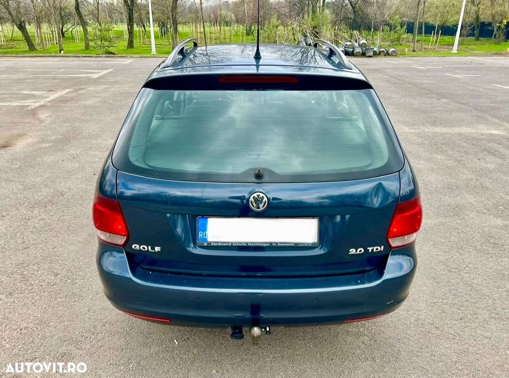 Volkswagen Golf 2.0 TDI Comfortline DSG - 11