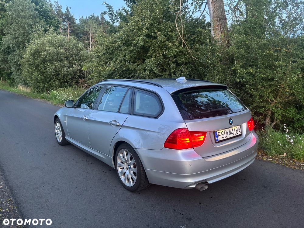 BMW Seria 3 318d DPF - 4