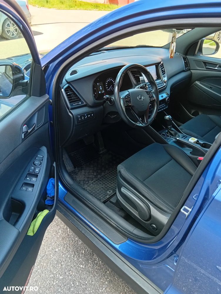 Hyundai Tucson blue 2.0 CRDi 4WD Aut. Premium - 7