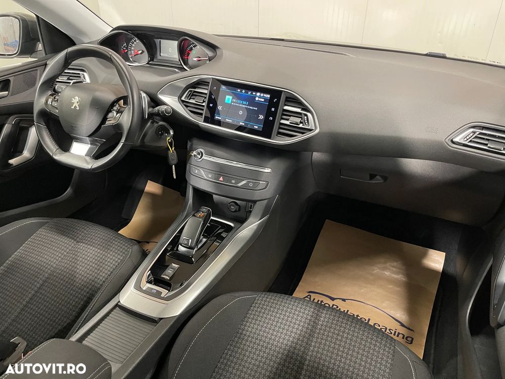 Peugeot 308 BlueHDi 130 EAT8 Allure - 8