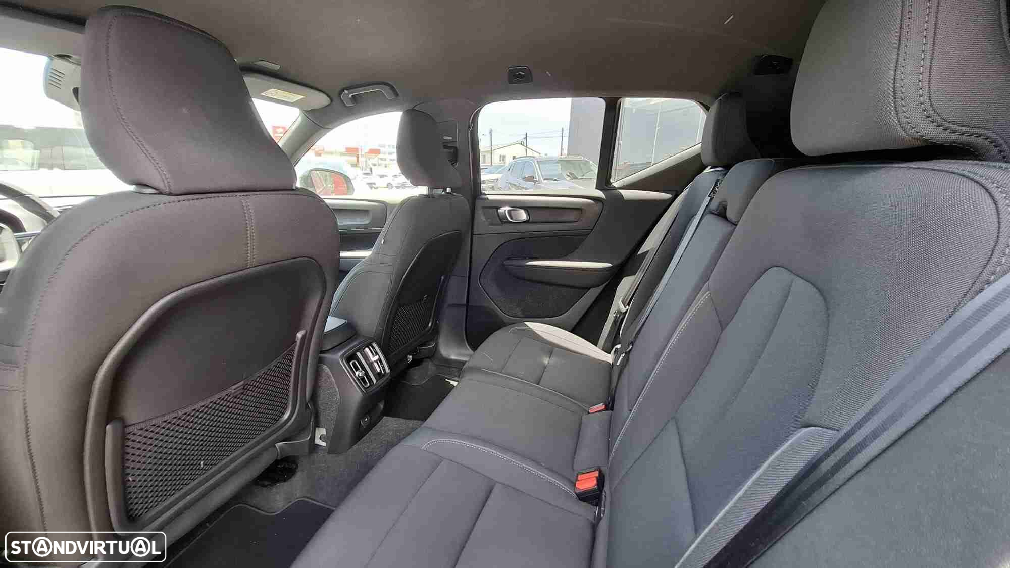 Volvo EX40 82 kWh Single Motor Extended Range Plus - 18