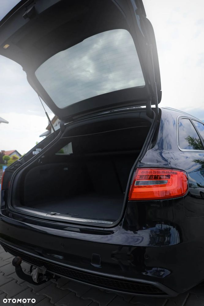 Audi A4 Avant 2.0 TDI ultra - 22