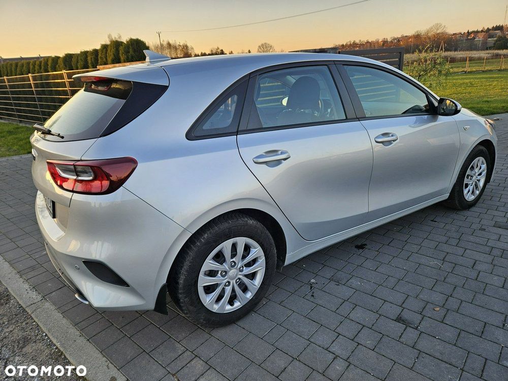 Kia Ceed - 4