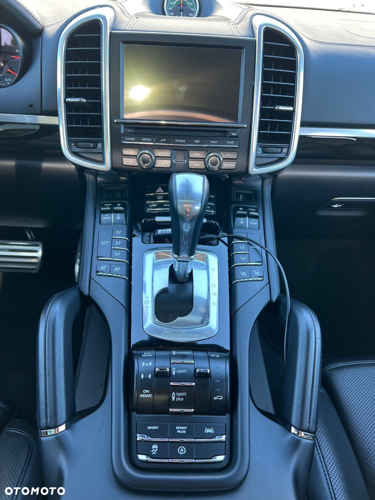 Porsche Cayenne S Diesel - 13