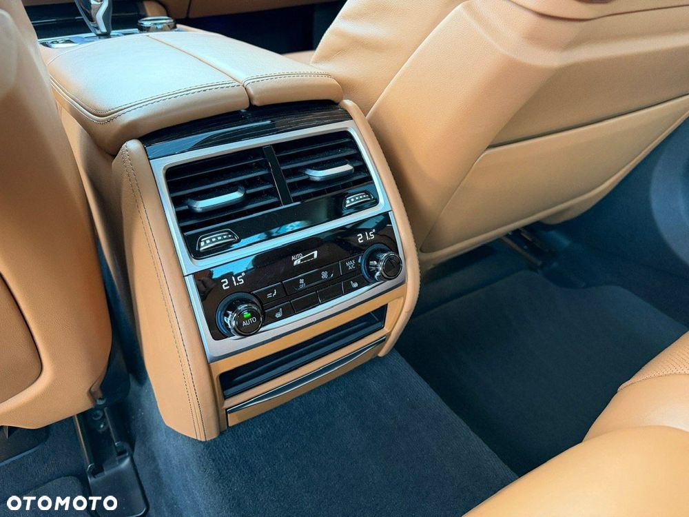BMW Seria 7 - 20