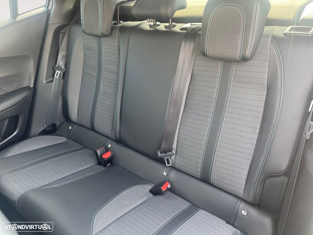 Peugeot e-2008 50 kWh Allure - 13