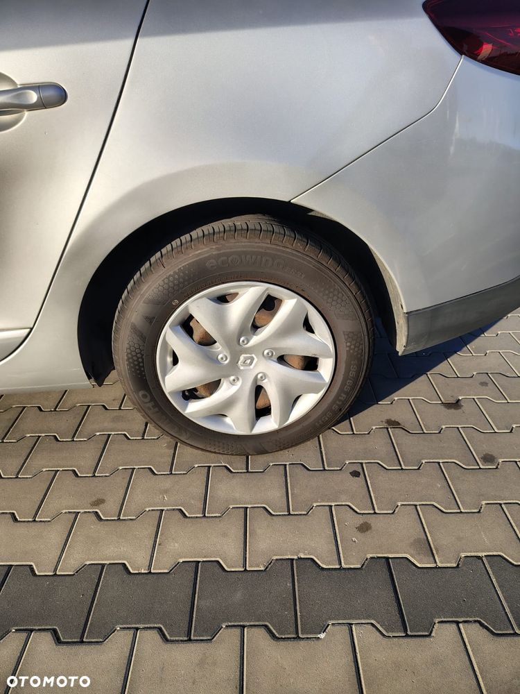 Renault Megane 1.5 dCi Energy Life EU6 - 8