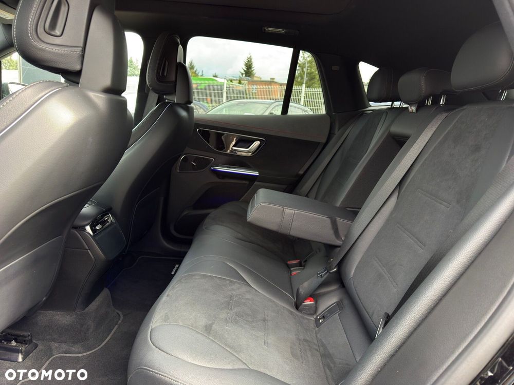 Mercedes-Benz EQE 350 89kWh 4-Matic AMG Line - 29