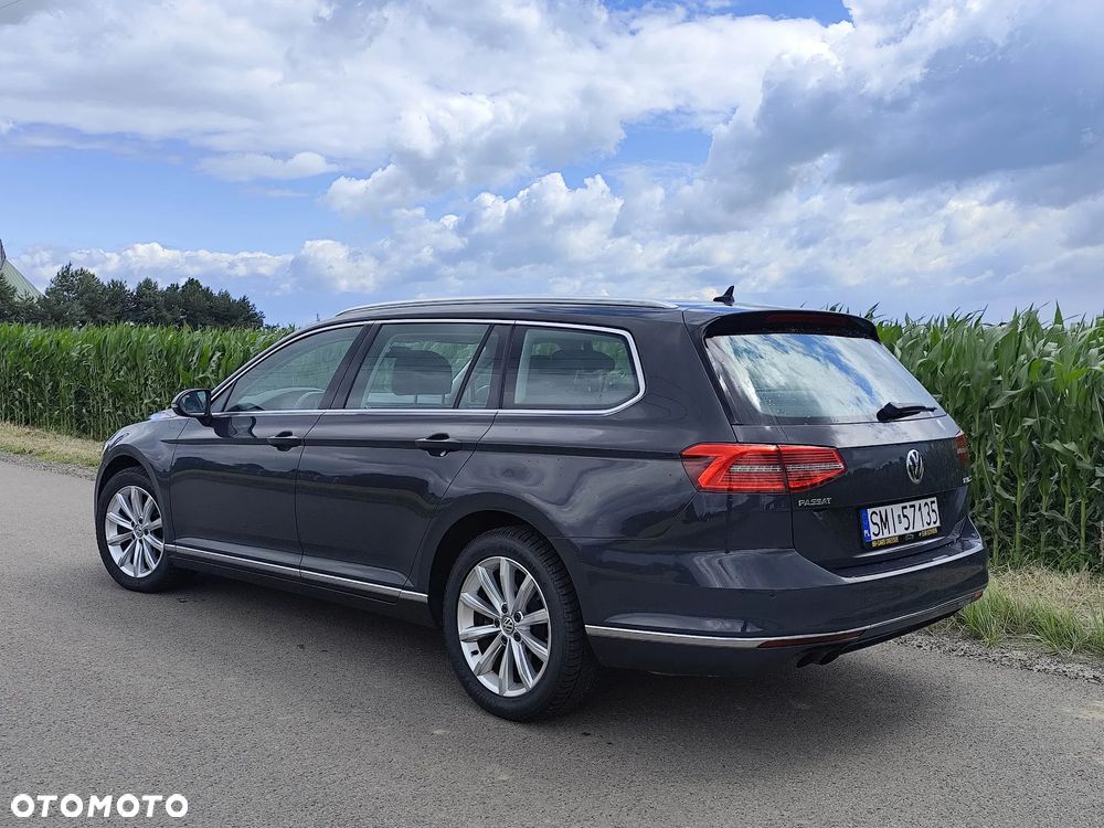 Volkswagen Passat 1.8 TSI (BlueMotion Technology) DSG Highline - 24