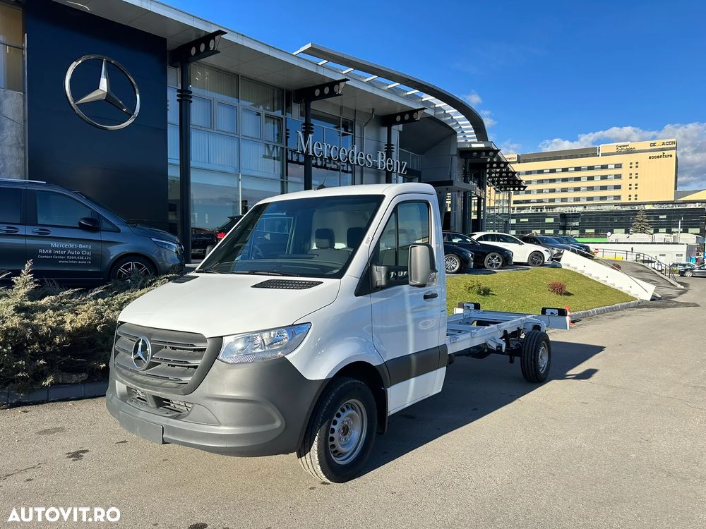 Mercedes-Benz Sprinter 317 CDI 170CP L2H2 RWD 6MT Pro - 1