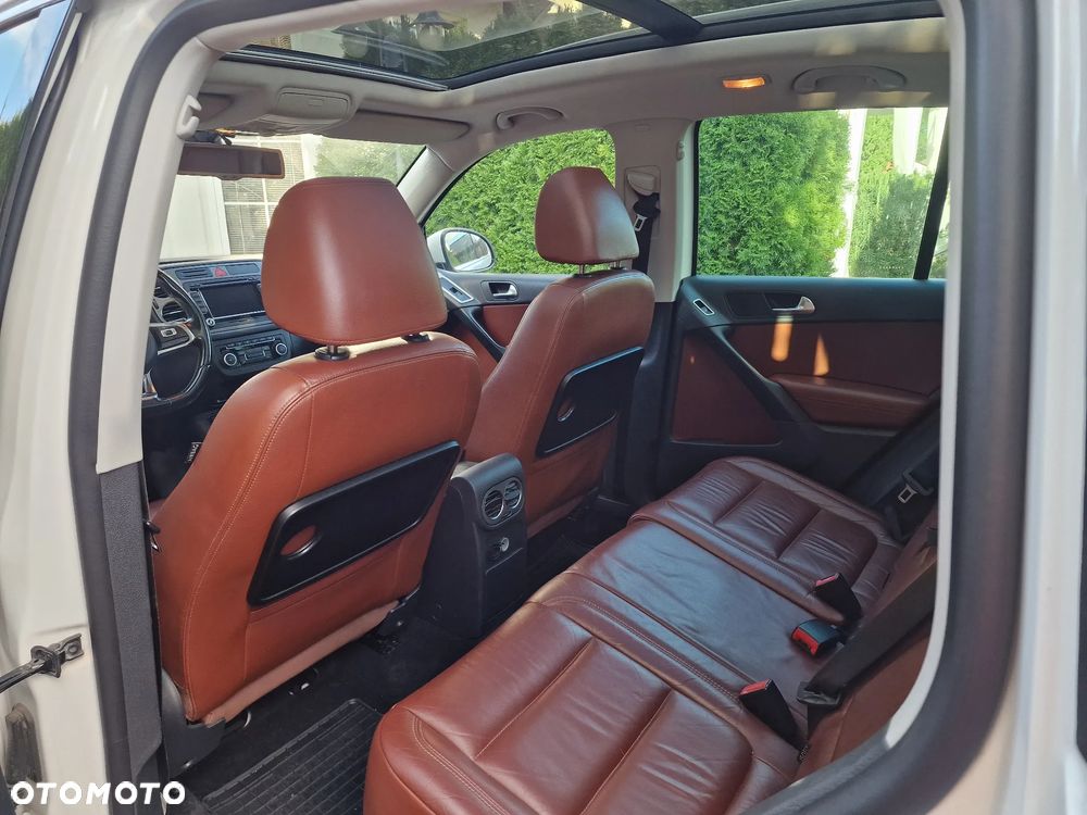 Volkswagen Tiguan 2.0 TDI 4Mot Perfectline R-Style DSG - 17