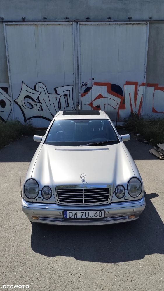 Mercedes-Benz Klasa E 320 Avantgarde - 8