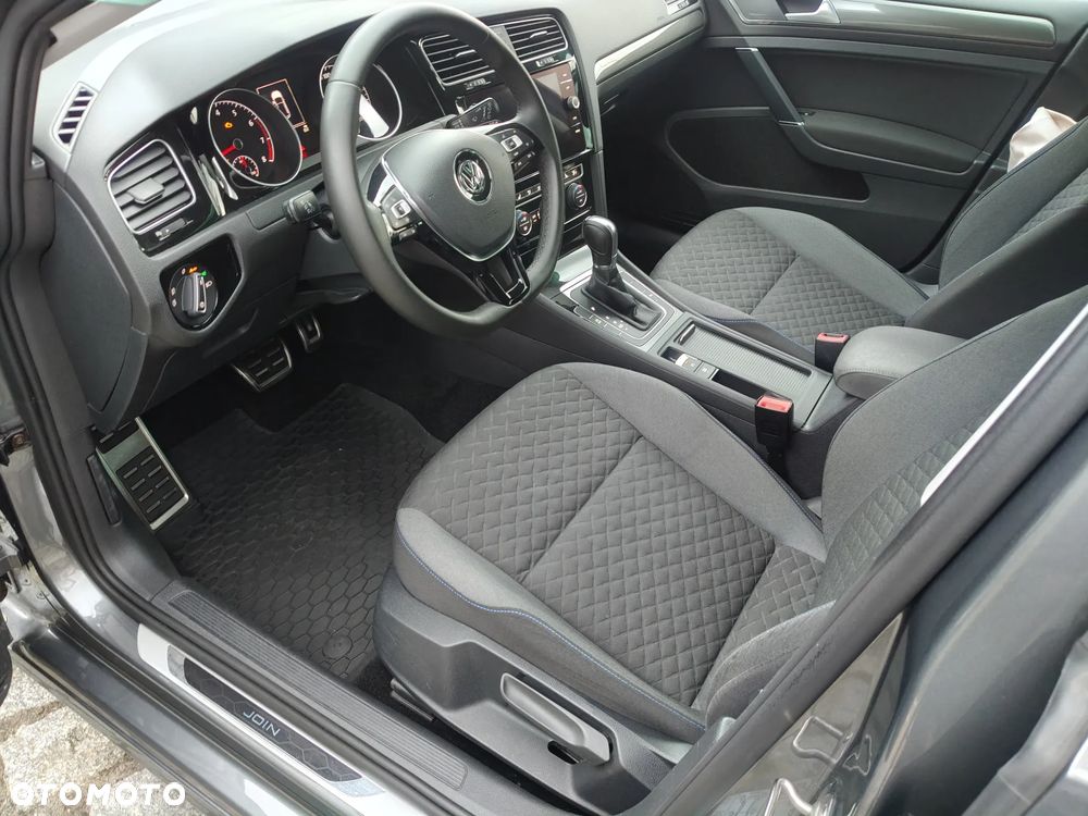 Volkswagen Golf - 19