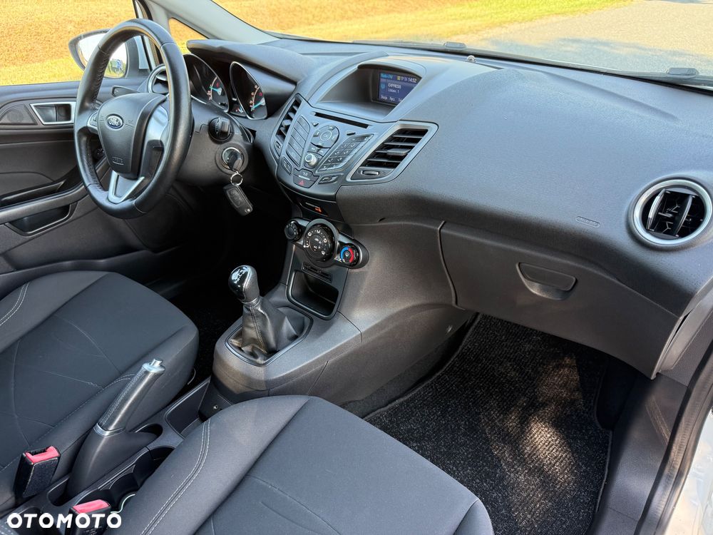 Ford Fiesta 1.5 TDCi St&St SYNC Edition - 31