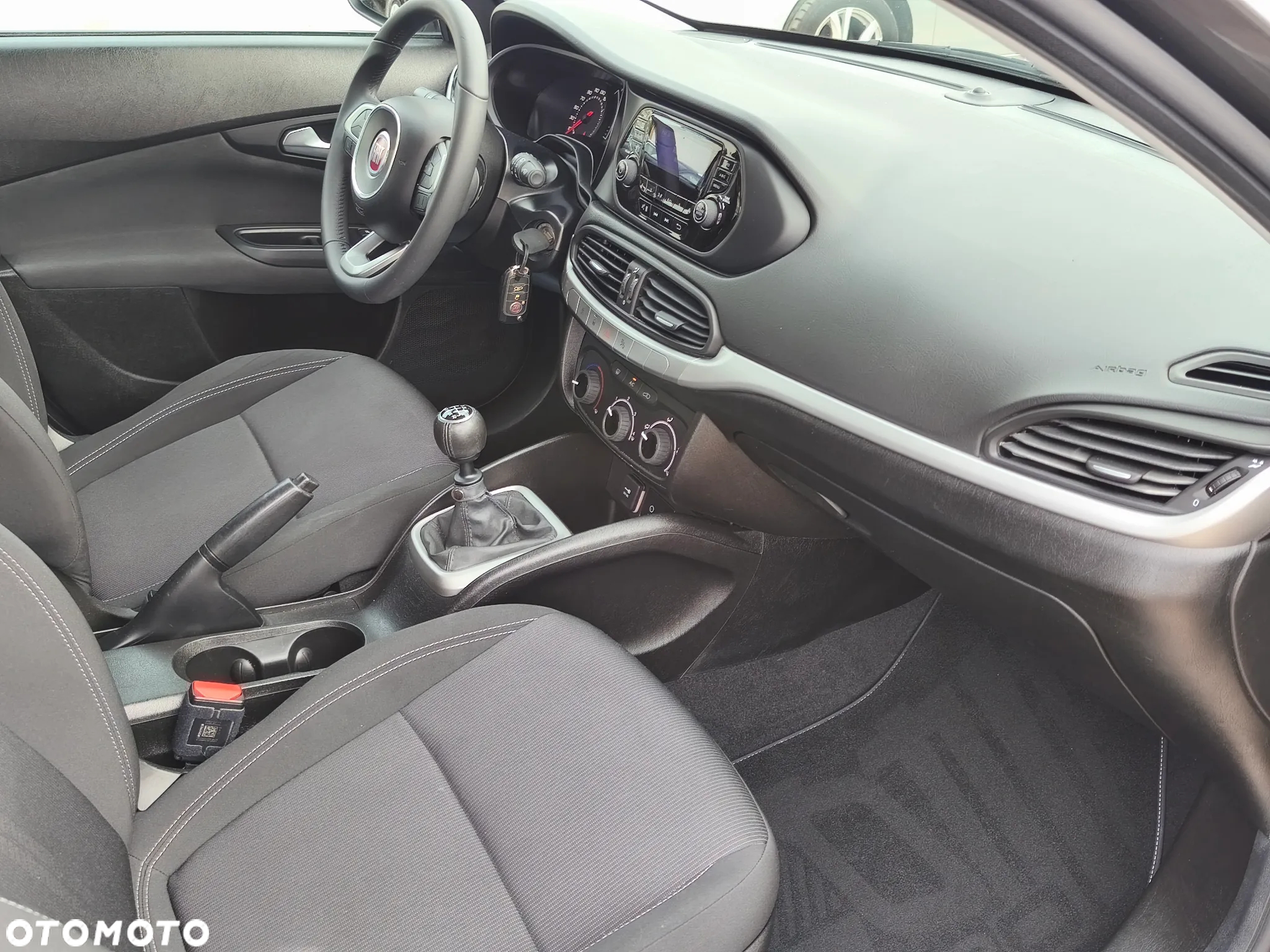 Fiat Tipo 1.4 16v Easy - 18