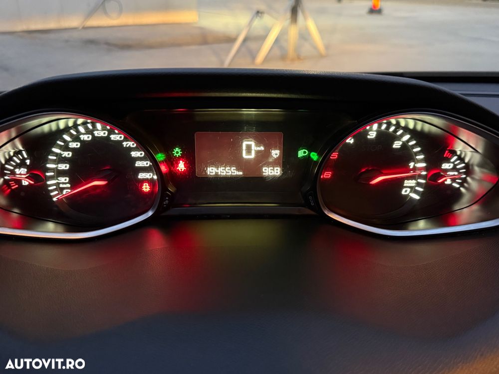 Peugeot 308 - 17