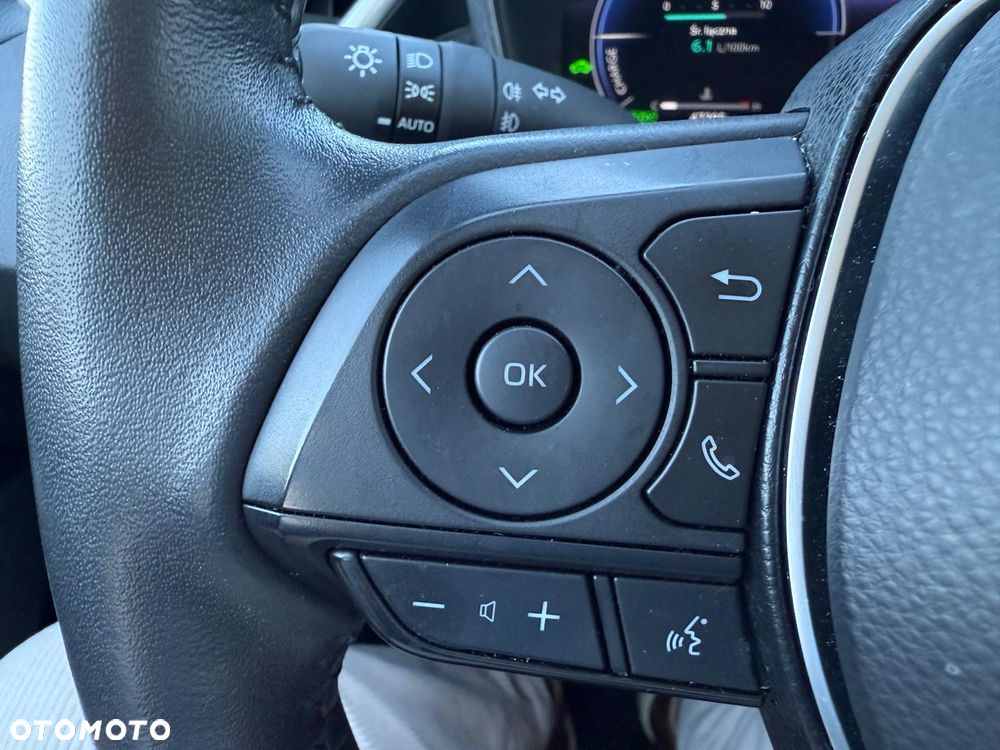 Toyota Corolla 1.8 Hybrid Comfort - 18