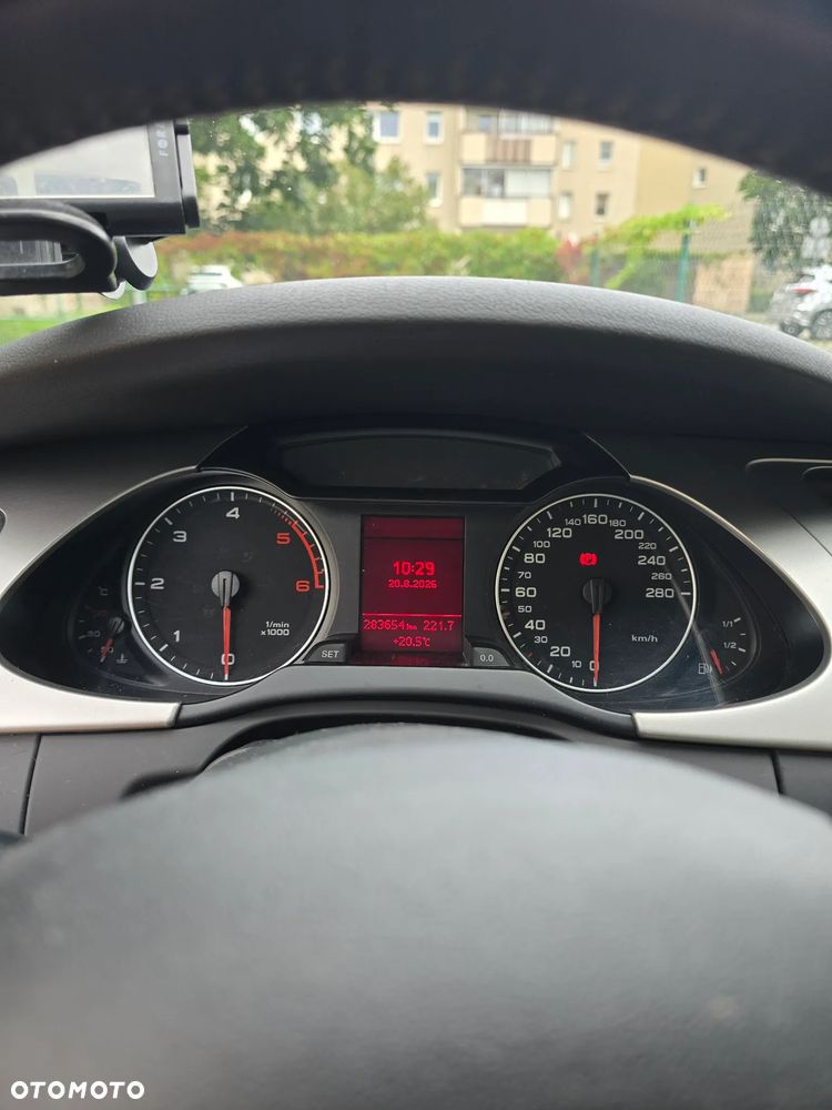 Audi A4 Avant - 14