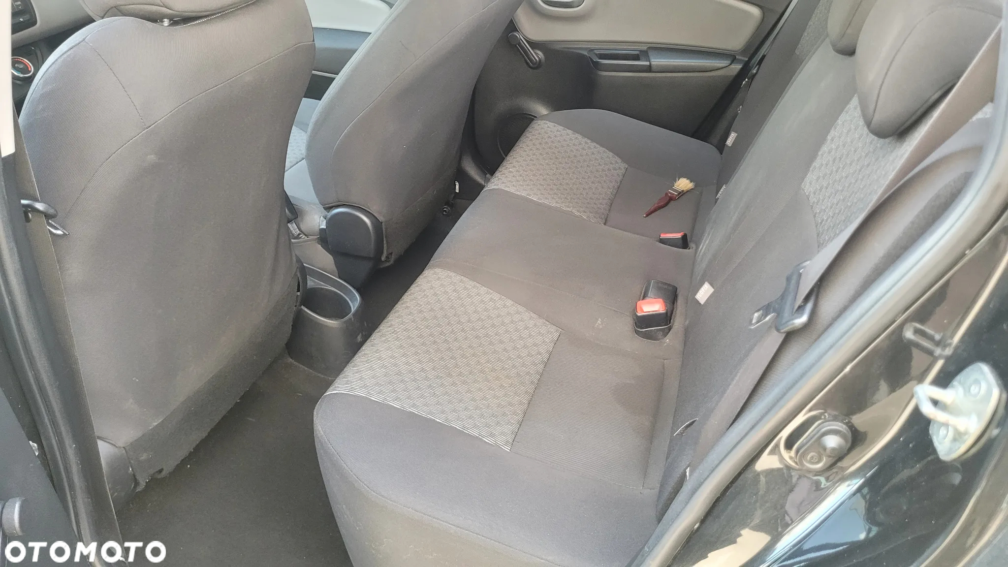 Toyota Yaris 1.0 Life - 17