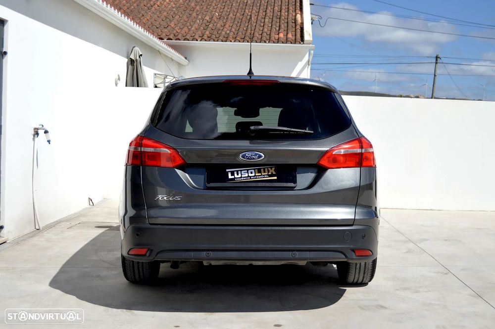 Ford Focus SW 1.5 TDCi Titanium - 10