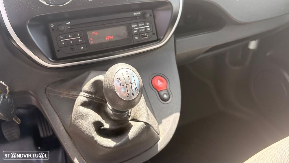 Renault KANGOO EXPRESS 1.5 BLUE DCI 95 MAXI CONFORT - 9
