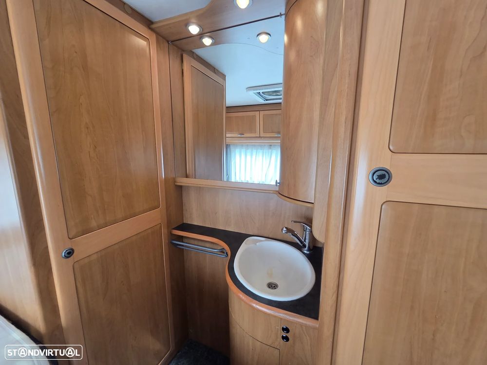 Hymer Classe B B 654 - 23