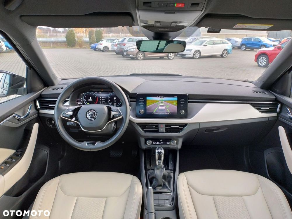 Skoda Kamiq 1.5 TSI Style DSG - 9