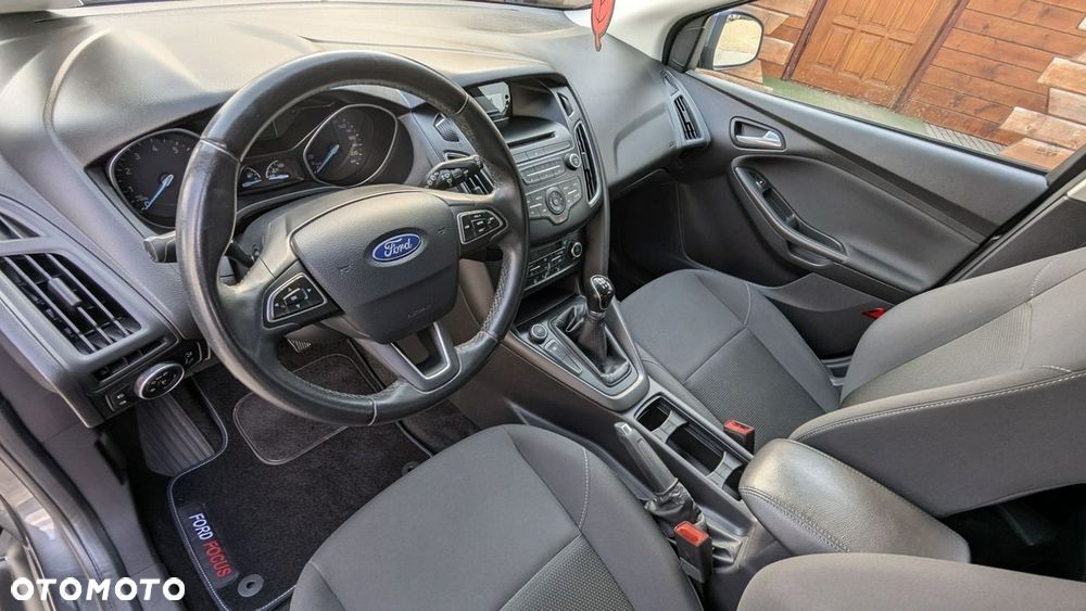 Ford Focus - 17