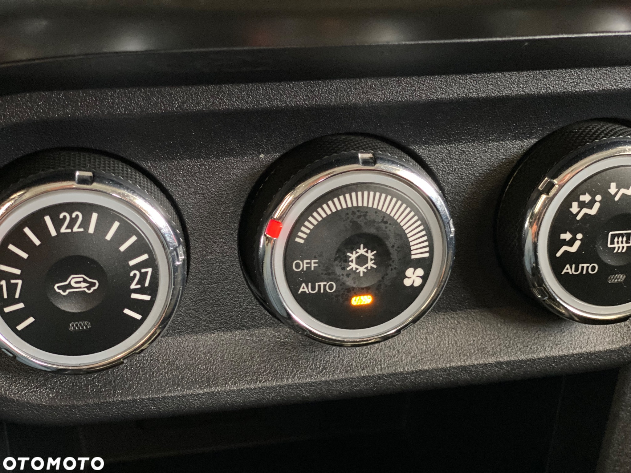 Mitsubishi Lancer 1.6 Invite - 22