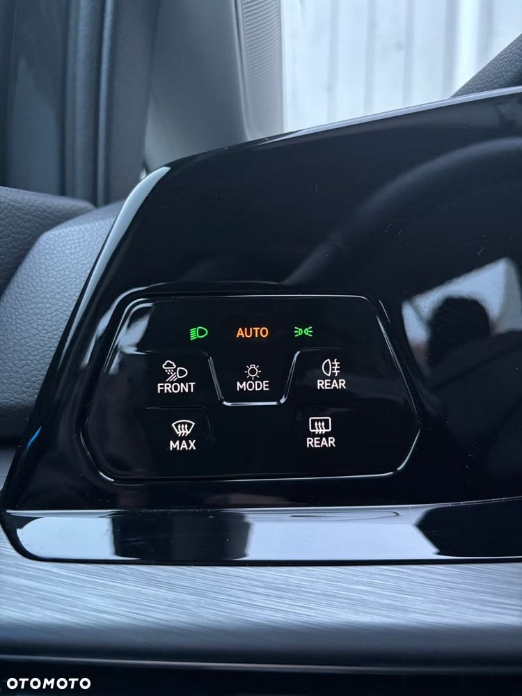 Volkswagen Golf 1.4 TSI Plug-In Hybrid Style DSG - 13