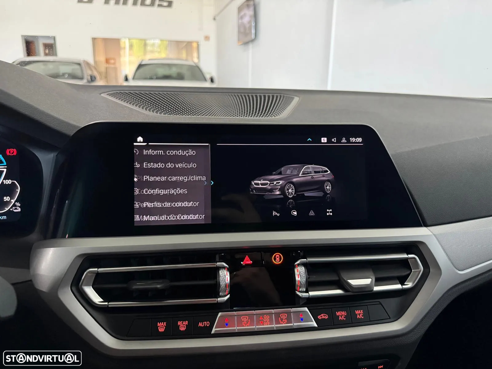 BMW 330 e Touring Pack M Auto - 30