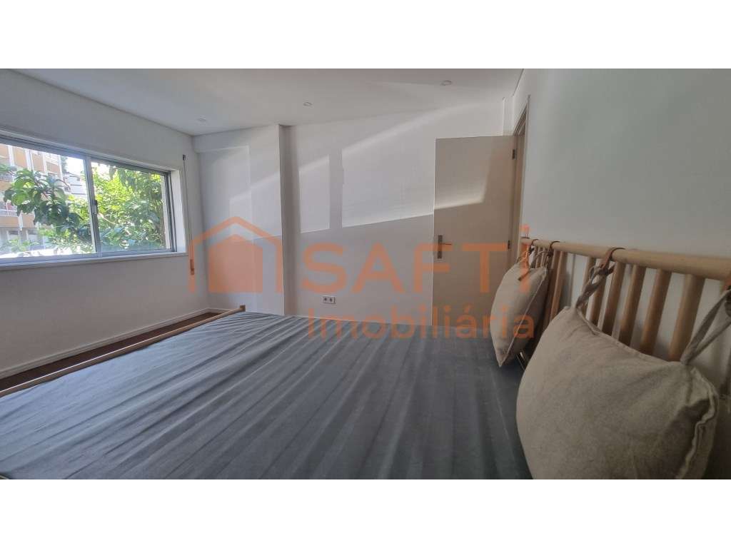 T2+1 Renovado | Candal / Coimbrões | Vila Nova de Gaia - Grande imagem: 4/30