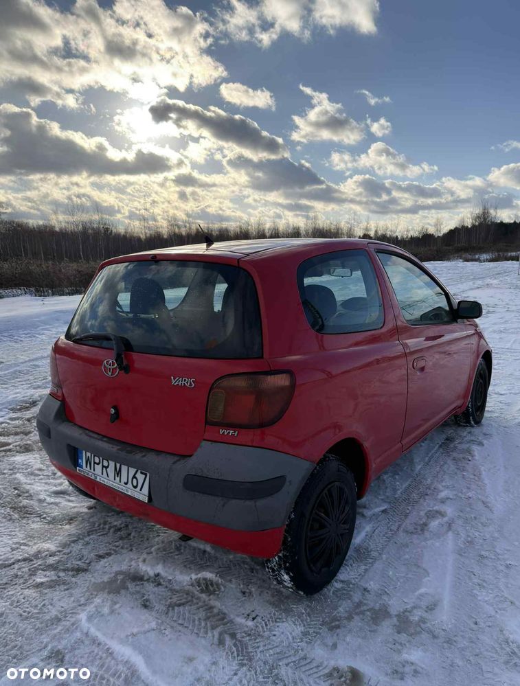 Toyota Yaris 1.0 Terra - 3