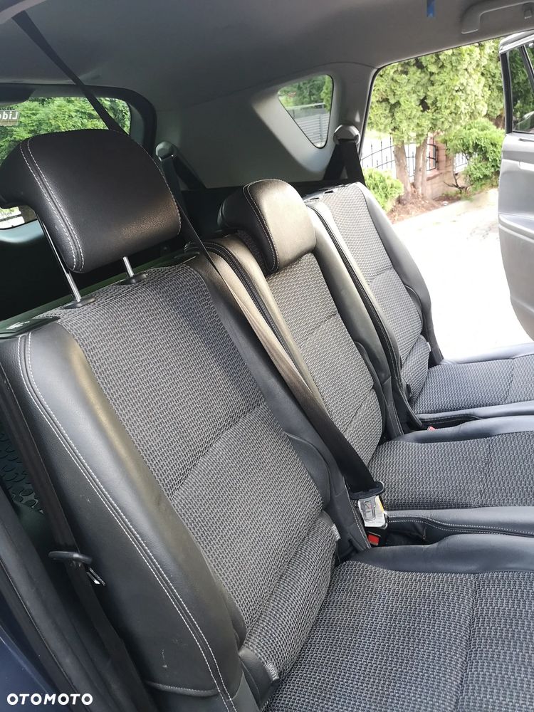 Toyota Verso 1.8 Prestige 7os EU6 - 13