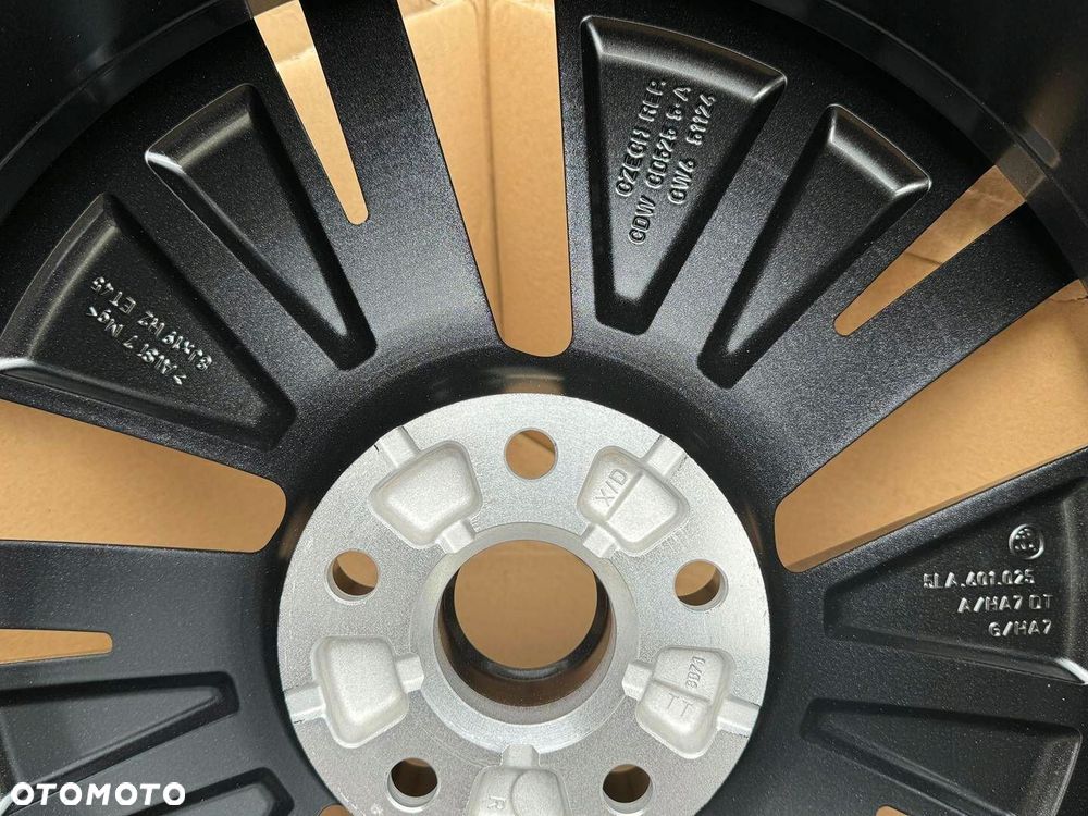 Felgi aluminiowe 5LA 19cali VW Golf Jetta Passat Phateon T-Roc - 7