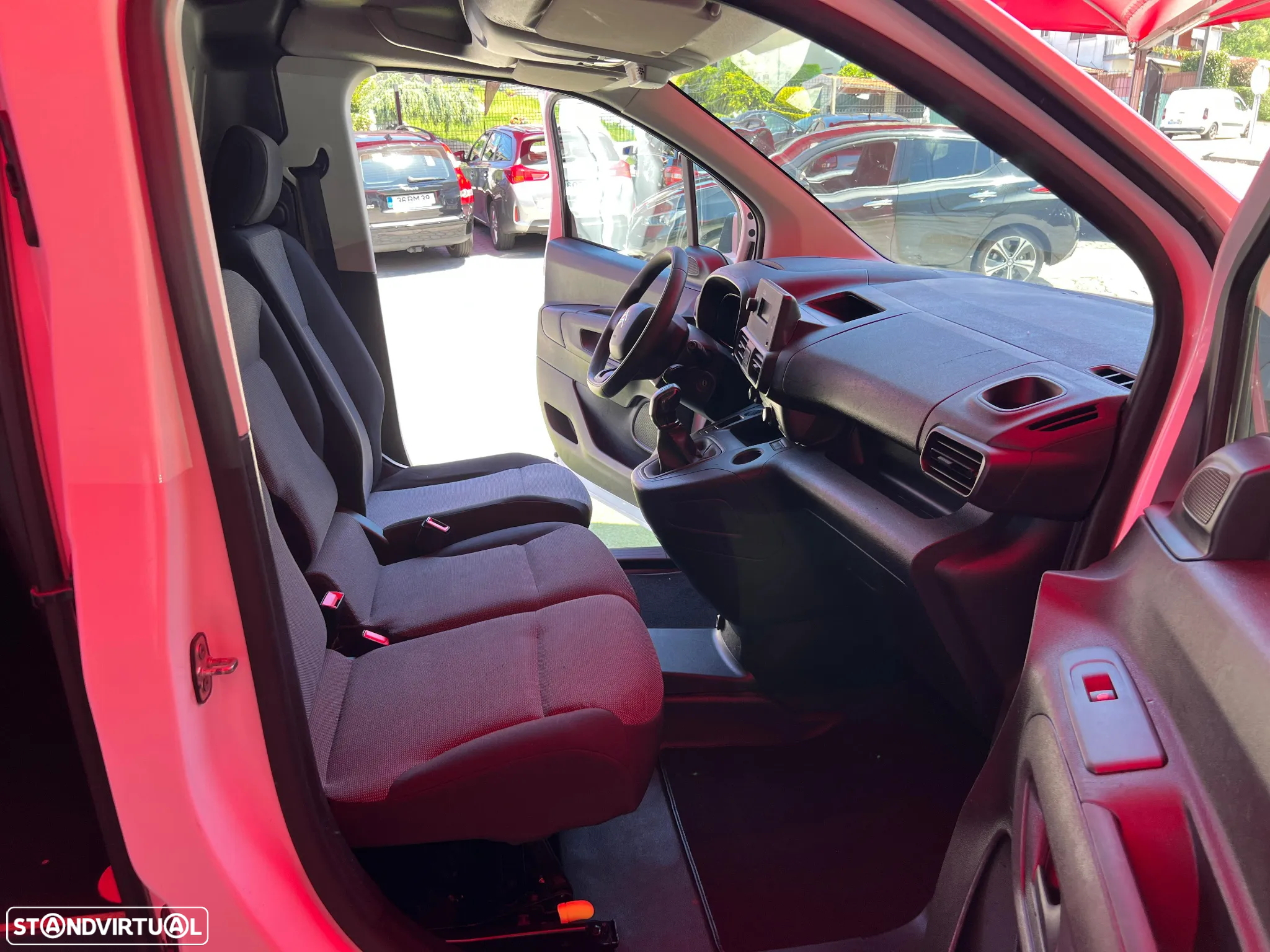 Citroën Berlingo 1.6 HDI Longa - 3 Lug. - 28