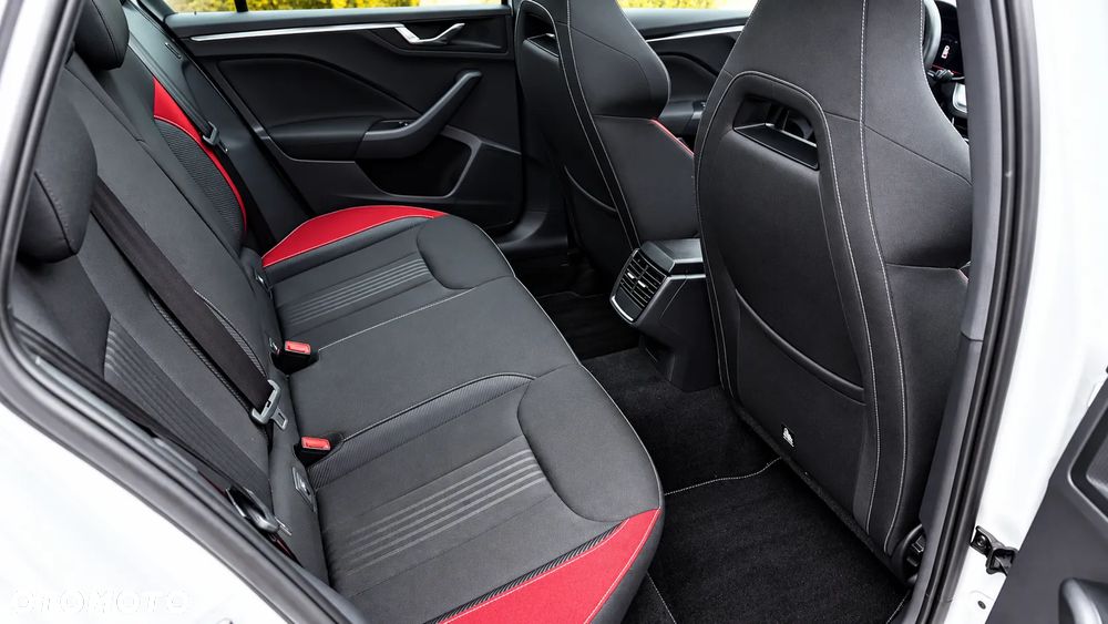 Skoda Kamiq 1.5 TSI DSG Monte Carlo - 22