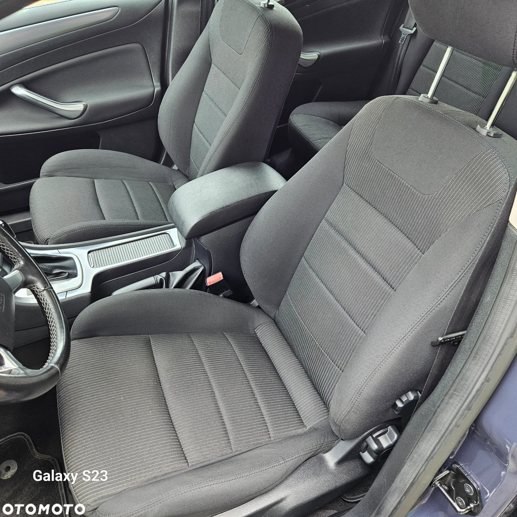 Ford Mondeo - 16