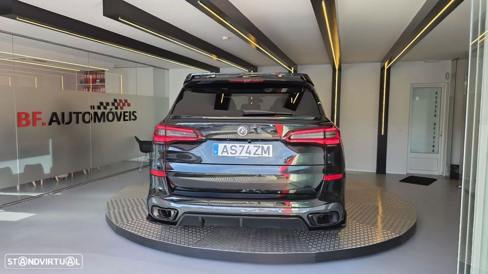 BMW X5 30 d xDrive Pack M 50 anos - 17
