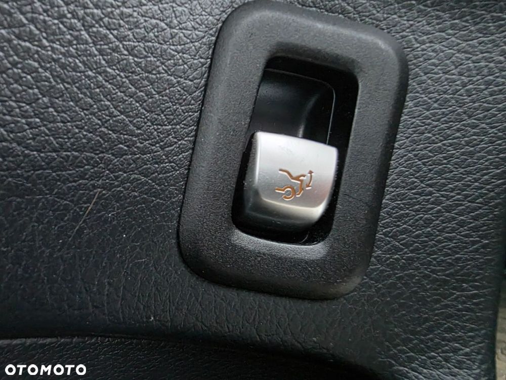 Mercedes-Benz GLC - 16